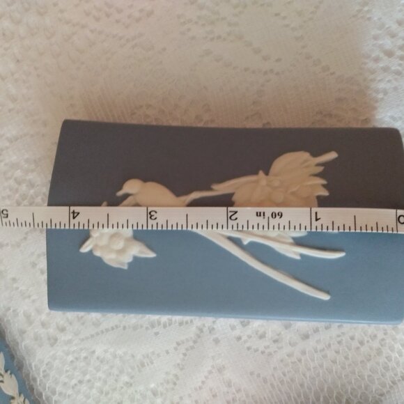 Vase & urn - Picture 8 of 14